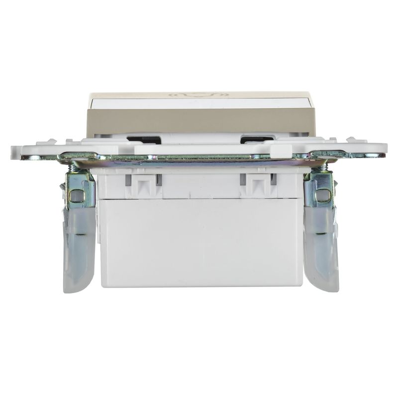 SKANDY Кнопка звонка с индикацией для отелей 10А SK-V17B бежевый IEK