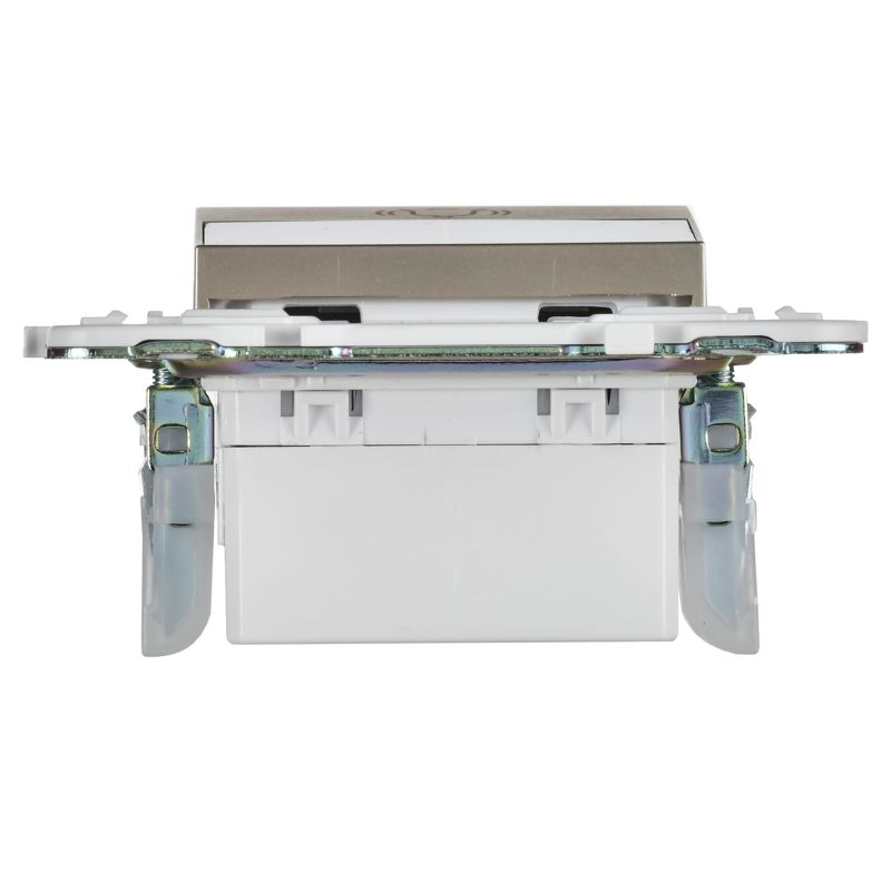 SKANDY Кнопка звонка с индикацией для отелей 10А SK-V17Sh шампань IEK