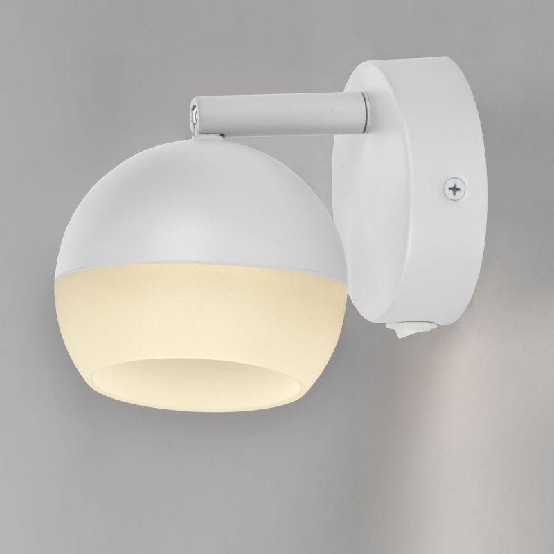 Светильник 4013 накладной настенный под лампу GX53 белый IEK