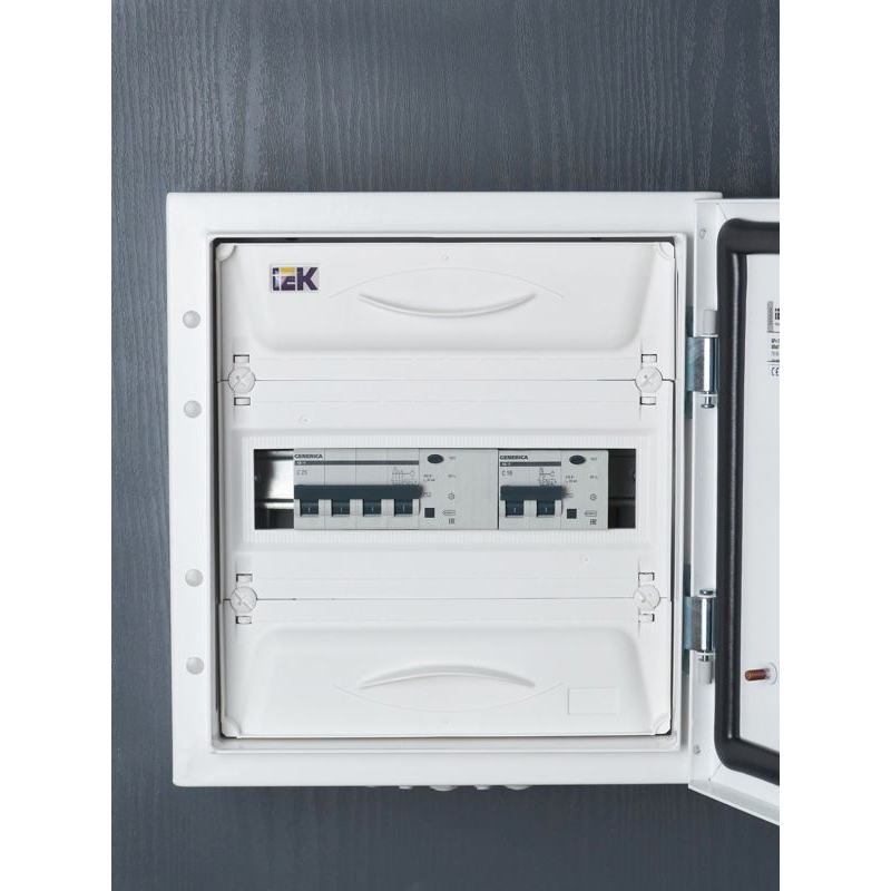 Дифференциальный автоматический выключатель АД12 2Р 16А 30мА GENERICA