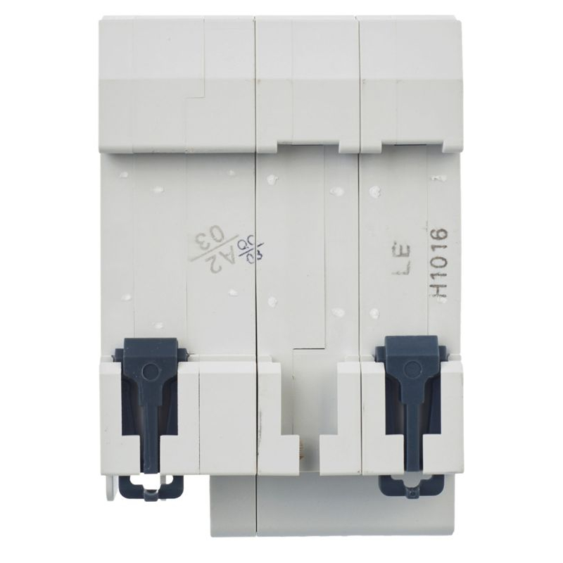 Дифференциальный автоматический выключатель АД12 2Р 16А 30мА GENERICA