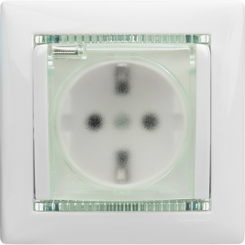 VALENA Розетка 1-местная с заземлением с защитными шторками и крышкой 16А IP44 белый