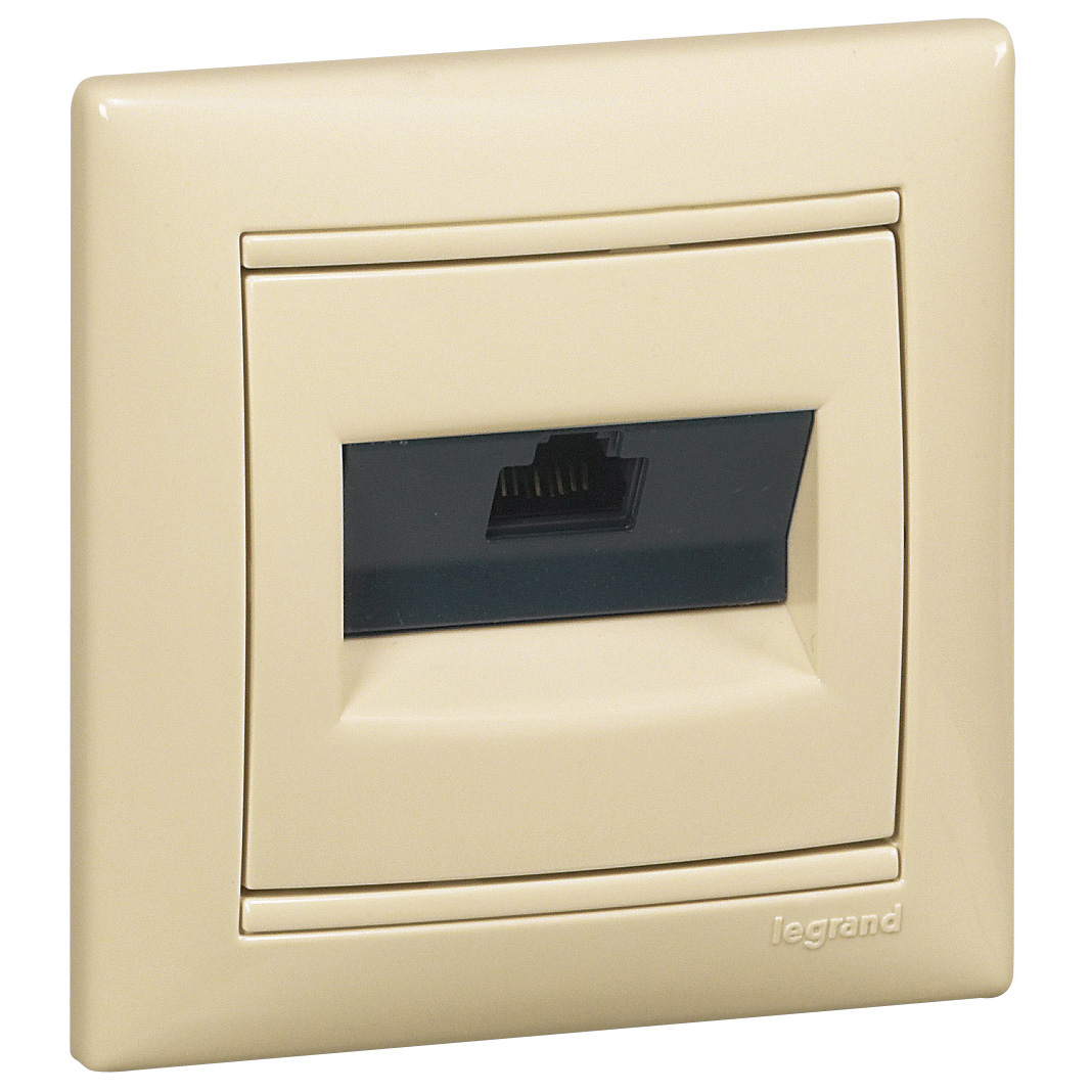 VALENA Розетка компьютерная RJ45 категория 6 UTP с захватами слоновая кость