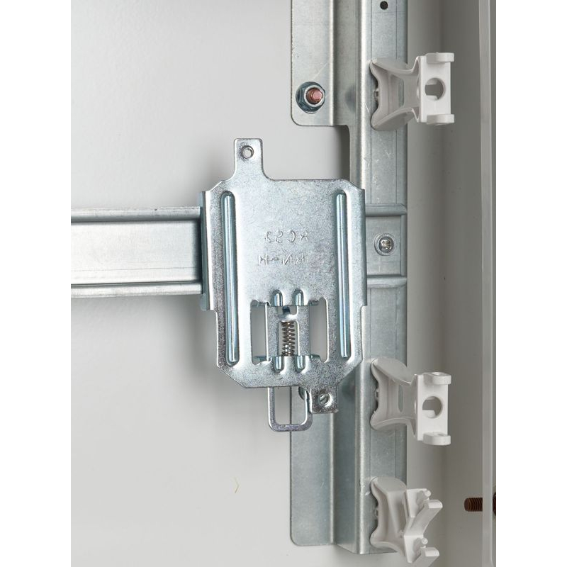 Скоба RCS-2 на DIN-рейку для ВА88-33 IEK