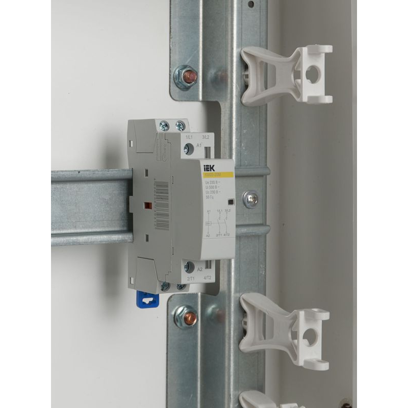 Контактор модульный КМ20-20М AC IEK