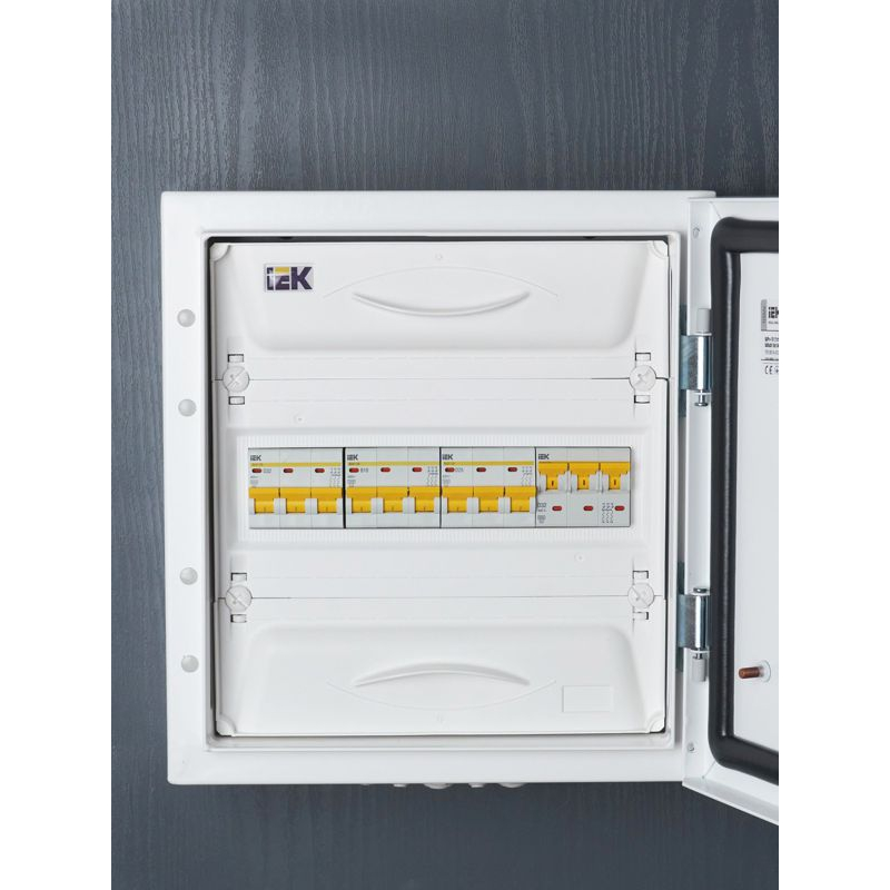 KARAT Автоматический выключатель ВА47-29 3P B 10А 4,5кА IEK