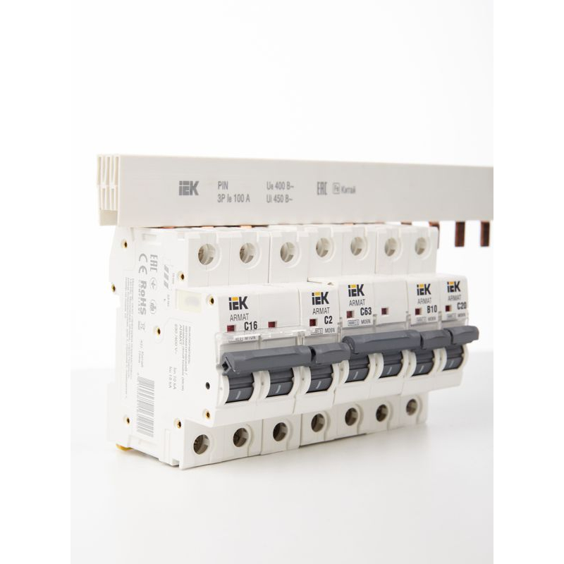 Шина соединительная типа PIN (штырь) 1Р 63А (1м) IEK