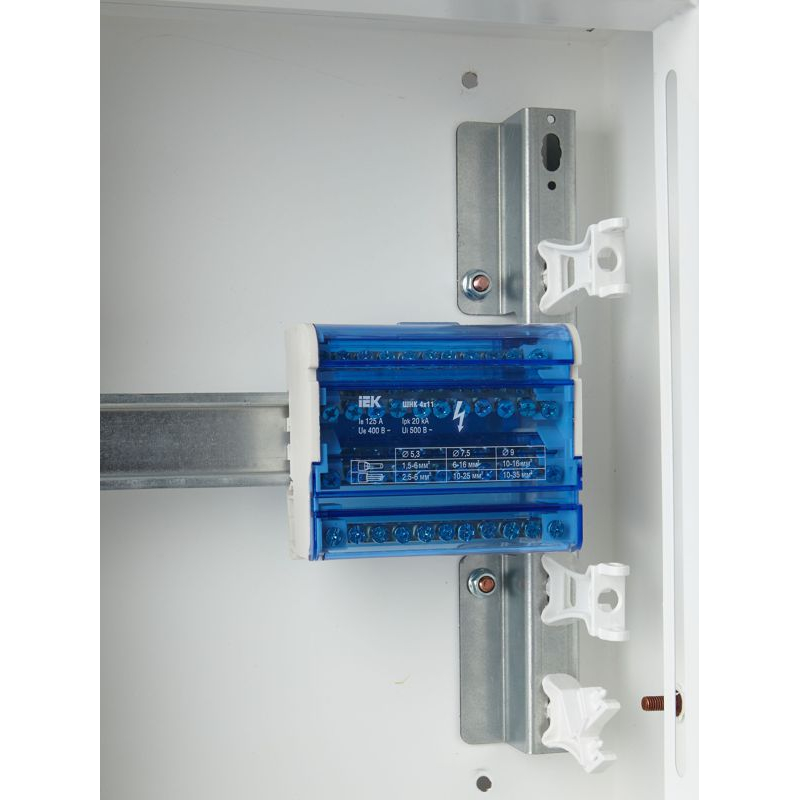 Шины на DIN-рейку в корпусе (кросс-модуль) ШНК 4х11 3L+PEN IEK