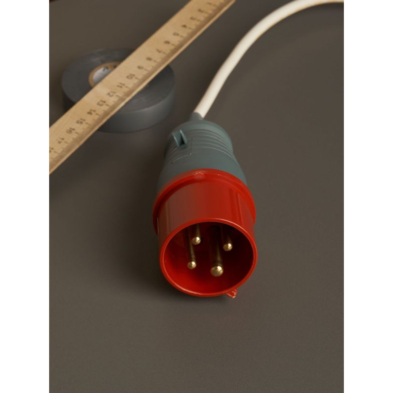 Вилка переносная ССИ-014 3Р+РЕ 16А 380-415В IP44 IEK