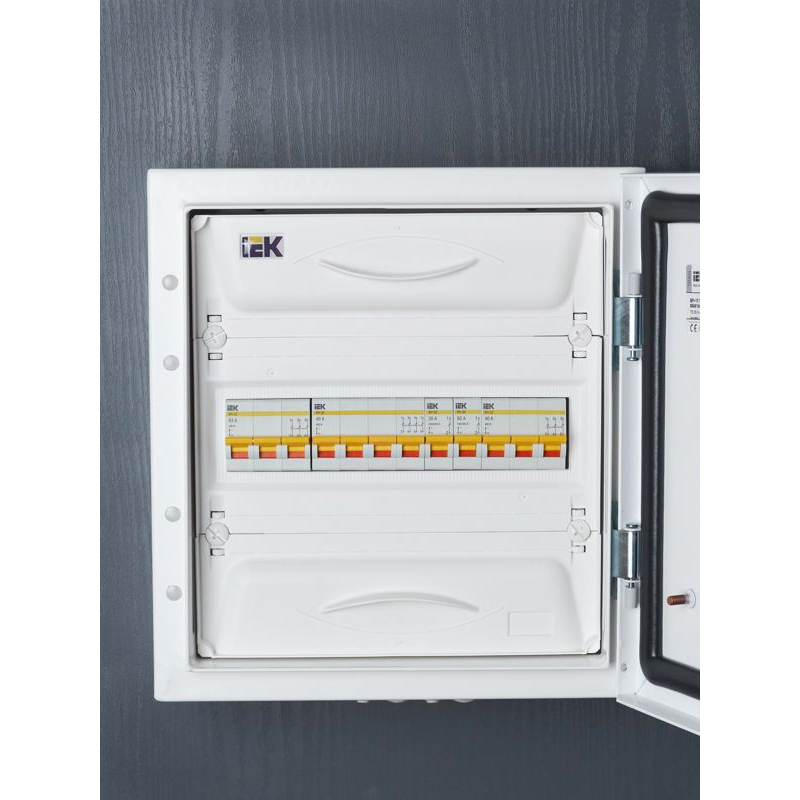 KARAT Выключатель нагрузки (мини-рубильник) ВН-32 1P 20А IEK