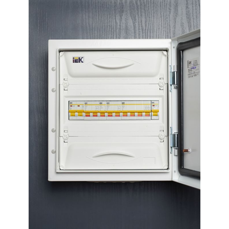 KARAT Выключатель нагрузки (мини-рубильник) ВН-32 1P 25А IEK