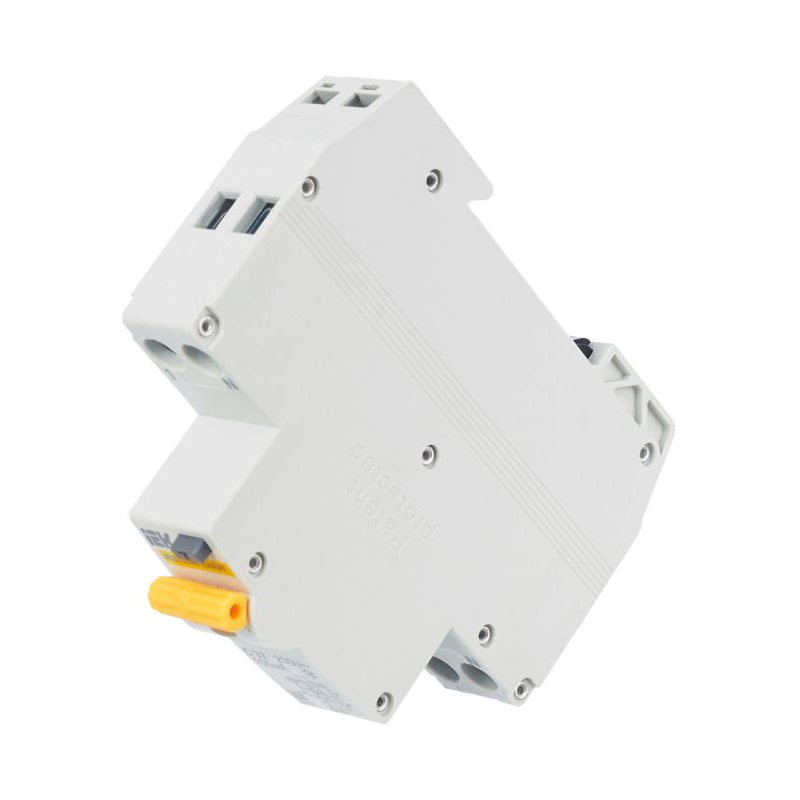 Выключатель автоматический дифференциального тока АВДТ32МL C32 100мА KARAT IEK