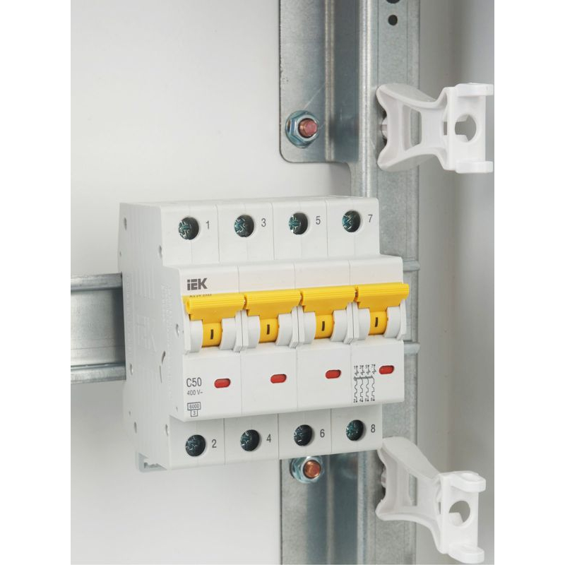 KARAT Автоматический выключатель ВА47-60M 4P C 50А 6кА IEK