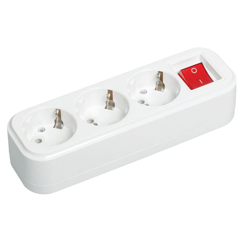 Розетка переносная разборная с заземлением с выключателем К03В 3 места CLASSIC IEK