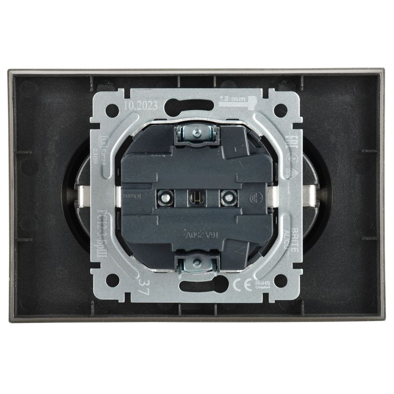 BRITE Розетка 2-местная с заземлением без защитных шторок 16А в сборе РС12-3-БрШ шампань IEK