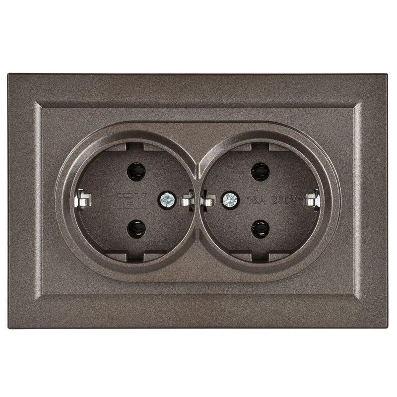 BRITE Розетка 2-местная с заземлением без защитных шторок 16А в сборе РС12-3-БрТБ темная бронза IEK
