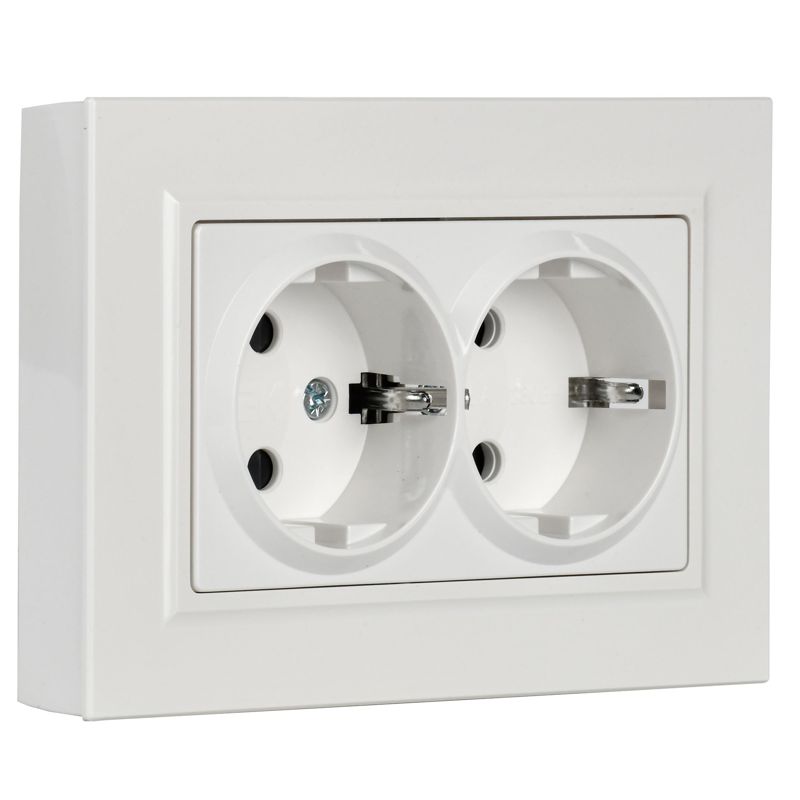 BRITE Розетка 2-местная с заземлением с защитными шторками 16А в сборе РСш12-3-БрБ белый IEK