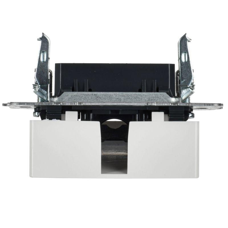 BRITE Вывод кабеля МВ10-БрБ белый IEK