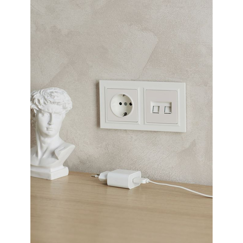 BRITE Рамка 2-местная IP44 РУ-2-БрБ-44 белый IEK