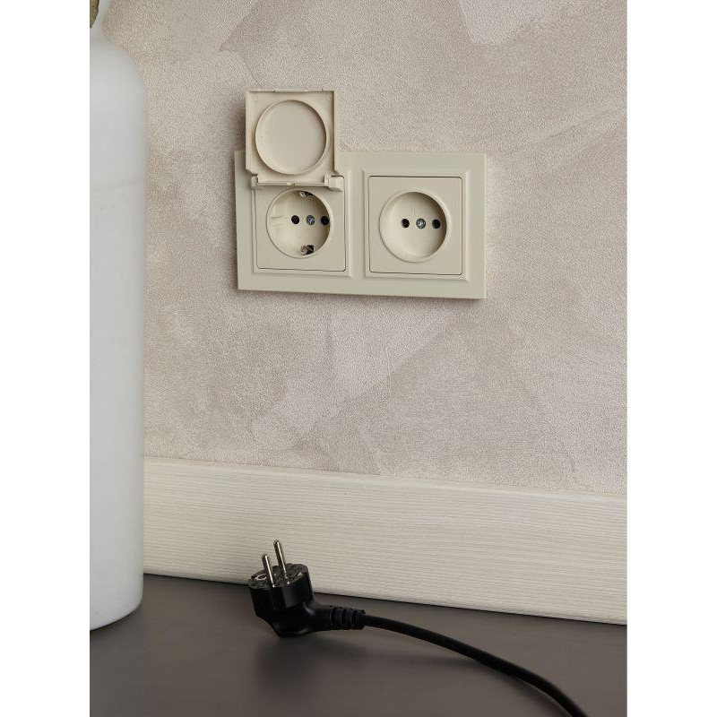 BRITE Рамка 2-местная IP44 РУ-2-БрКр-44 бежевый IEK