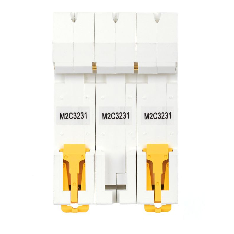 ARMAT Автоматический выключатель M10N 3P C 32А IEK