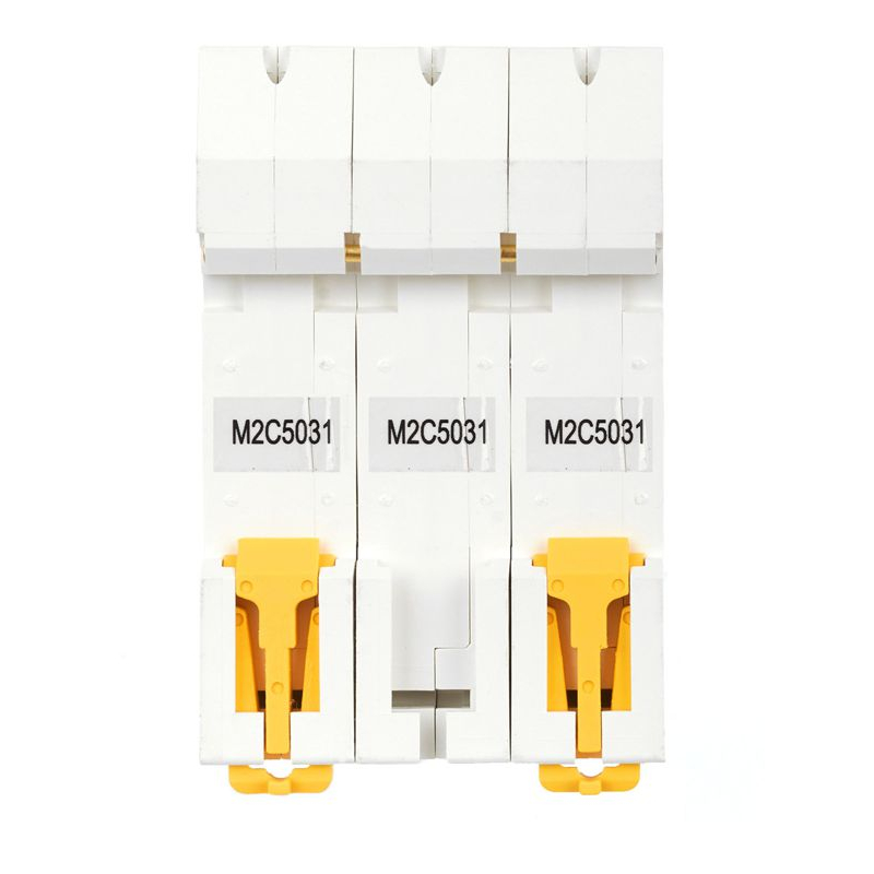 ARMAT Автоматический выключатель M10N 3P C 50А IEK