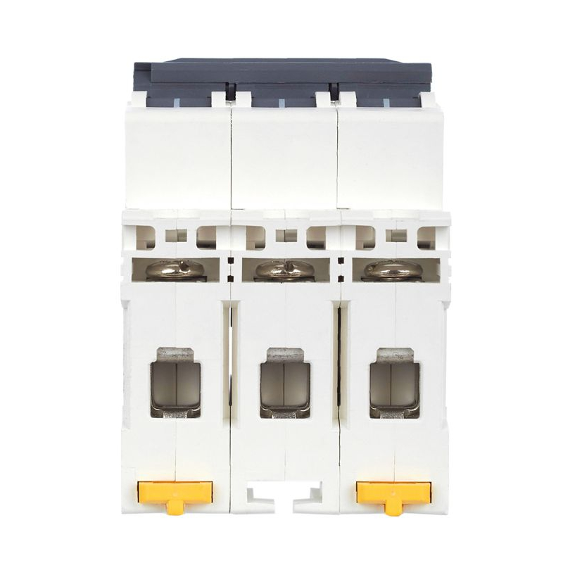 ARMAT Автоматический выключатель M10N 3P C 63А IEK