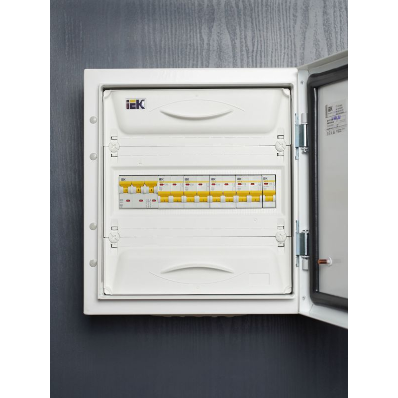 KARAT Автоматический выключатель ВА47-29 2P C 20А 4,5кА IEK