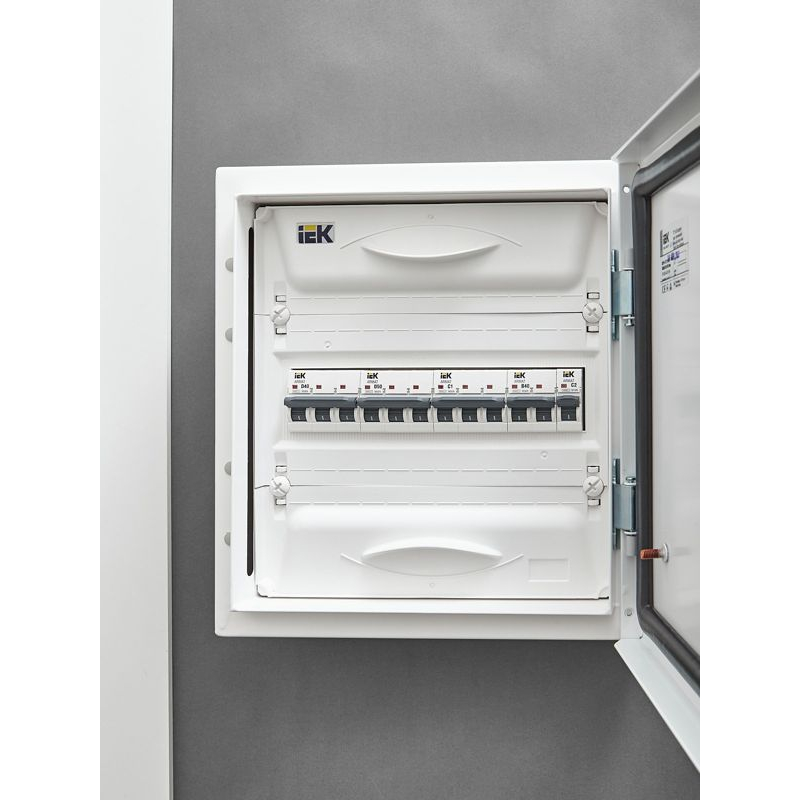 ARMAT Автоматический выключатель M06N 3P D 50А IEK