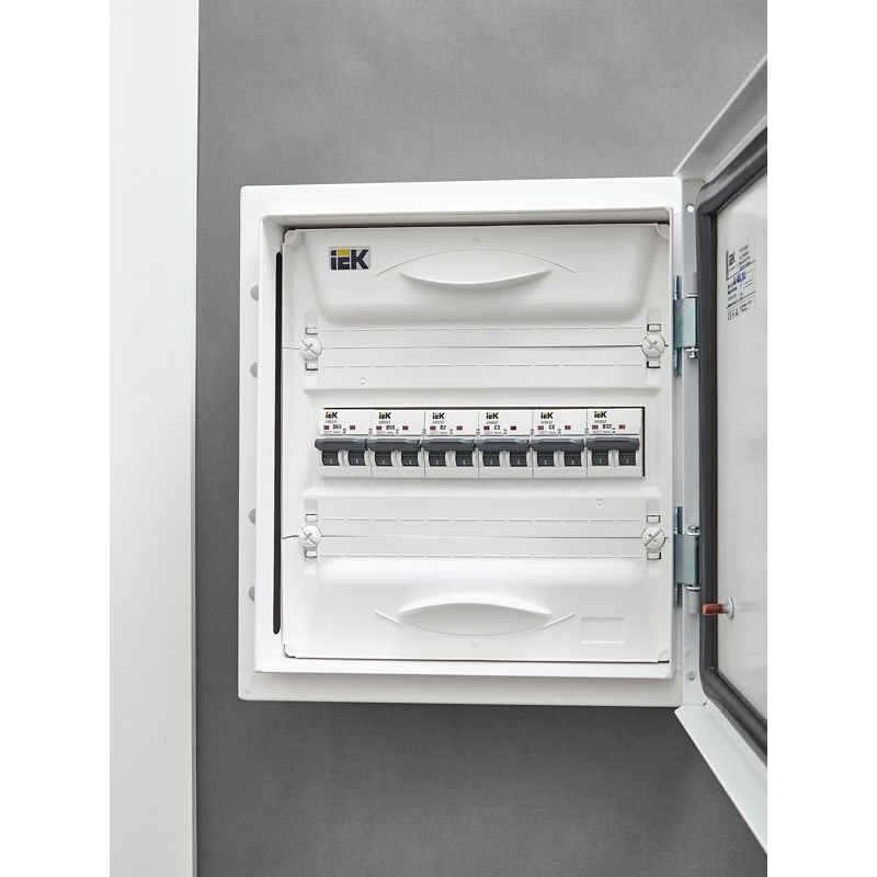 ARMAT Автоматический выключатель M06N 2P B 2А IEK