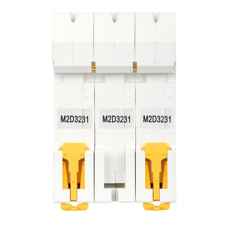 ARMAT Автоматический выключатель M10N 3P D 32А IEK