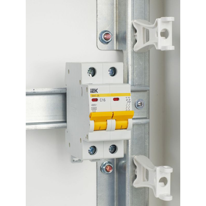 KARAT Автоматический выключатель ВА47-29 2P C 16А 4,5кА IEK