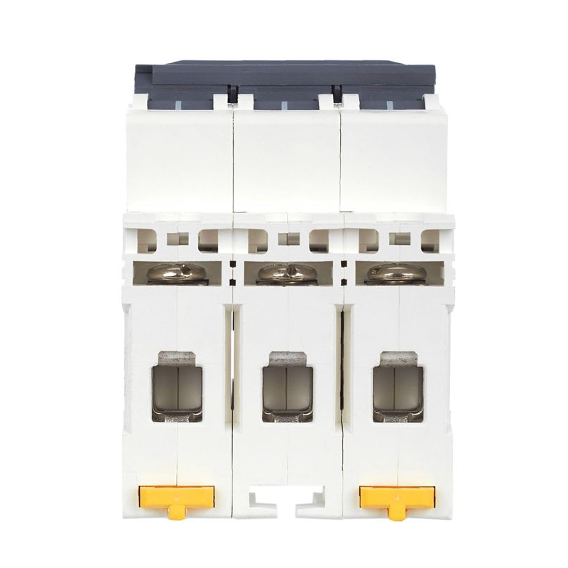 ARMAT Автоматический выключатель M10N 3P D 25А IEK