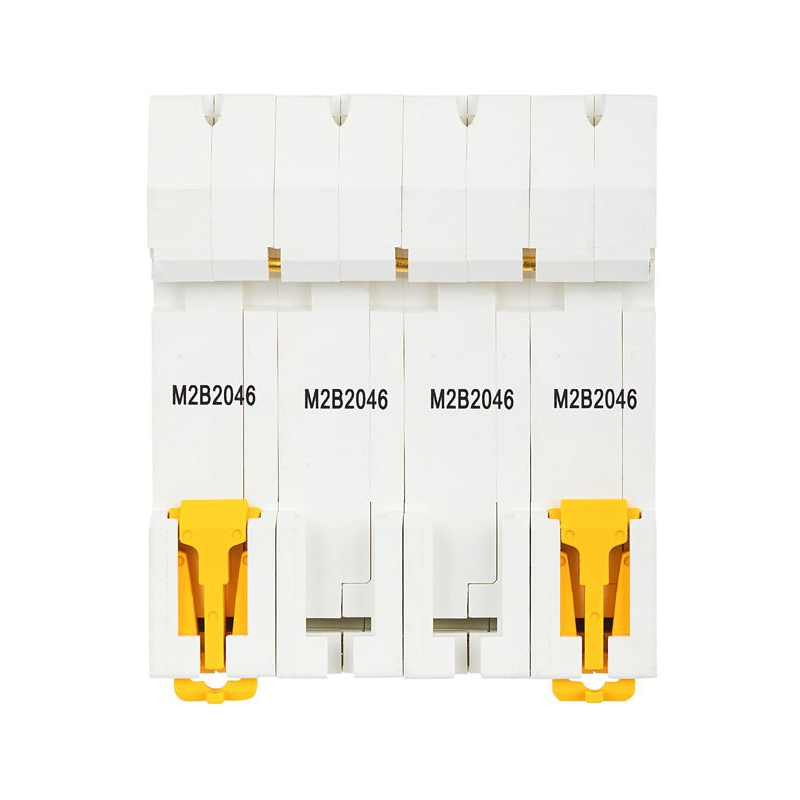 ARMAT Автоматический выключатель M06N 4P B 20А IEK