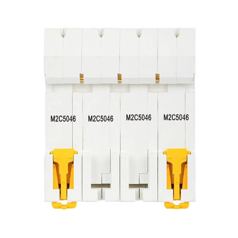 ARMAT Автоматический выключатель M06N 4P C 50А IEK