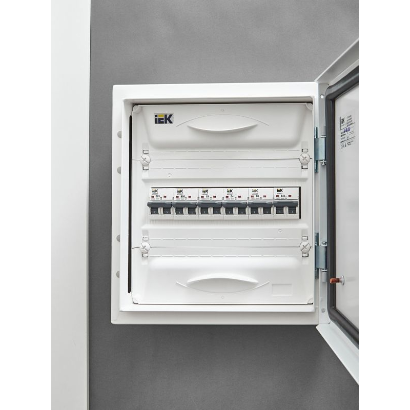 ARMAT Автоматический выключатель M06N 2P D 4А IEK