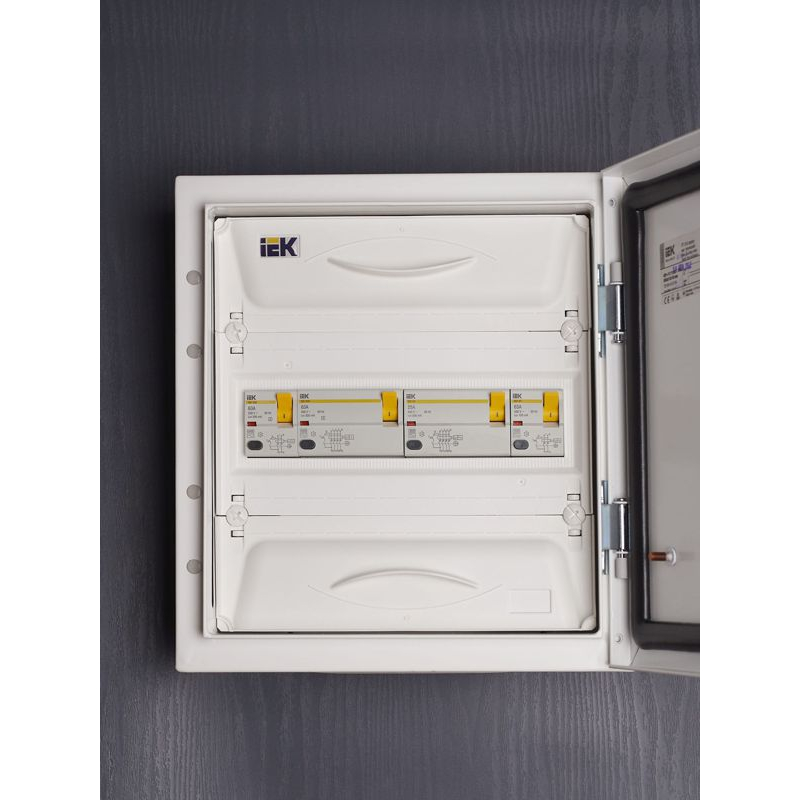 Выключатель дифференциальный (УЗО) ВД1-63 4Р 25А 300мА IEK