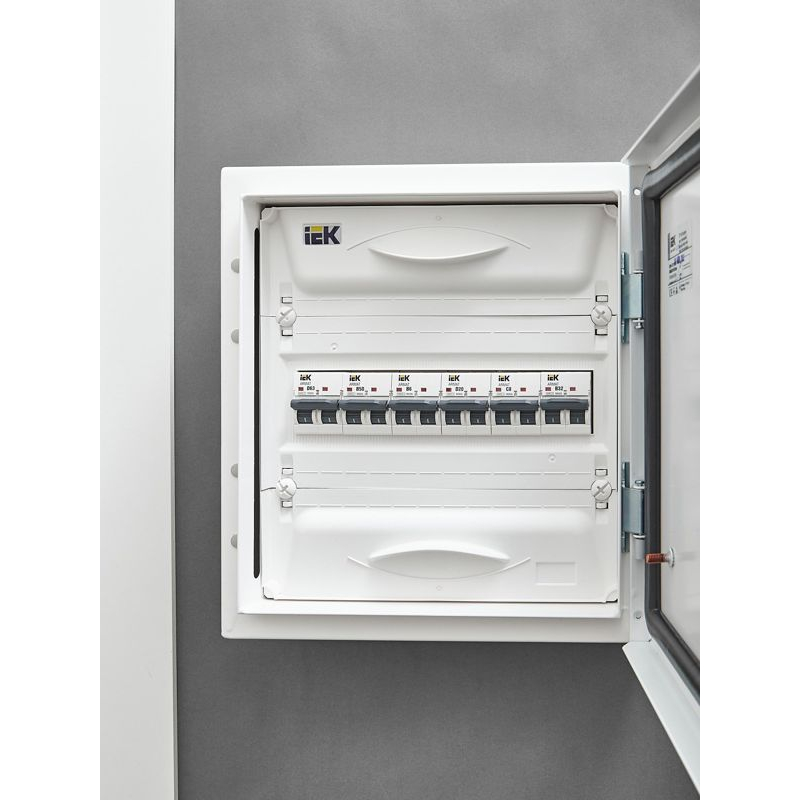 ARMAT Автоматический выключатель M06N 2P D 20А IEK