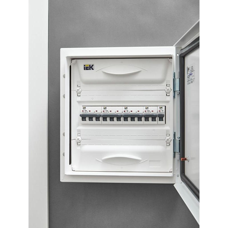 ARMAT Автоматический выключатель M10N 3P B 6А IEK