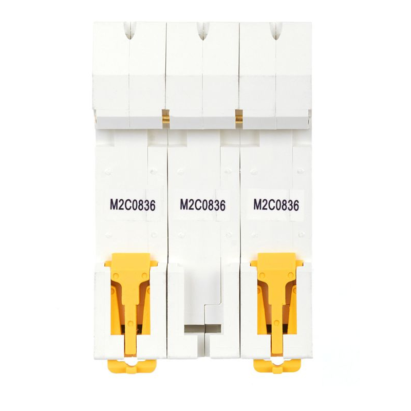 ARMAT Автоматический выключатель M06N 3P C 8А IEK