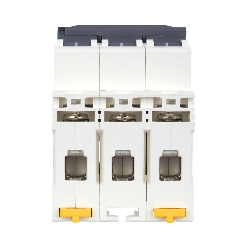 ARMAT Автоматический выключатель M10N 3P C 20А IEK