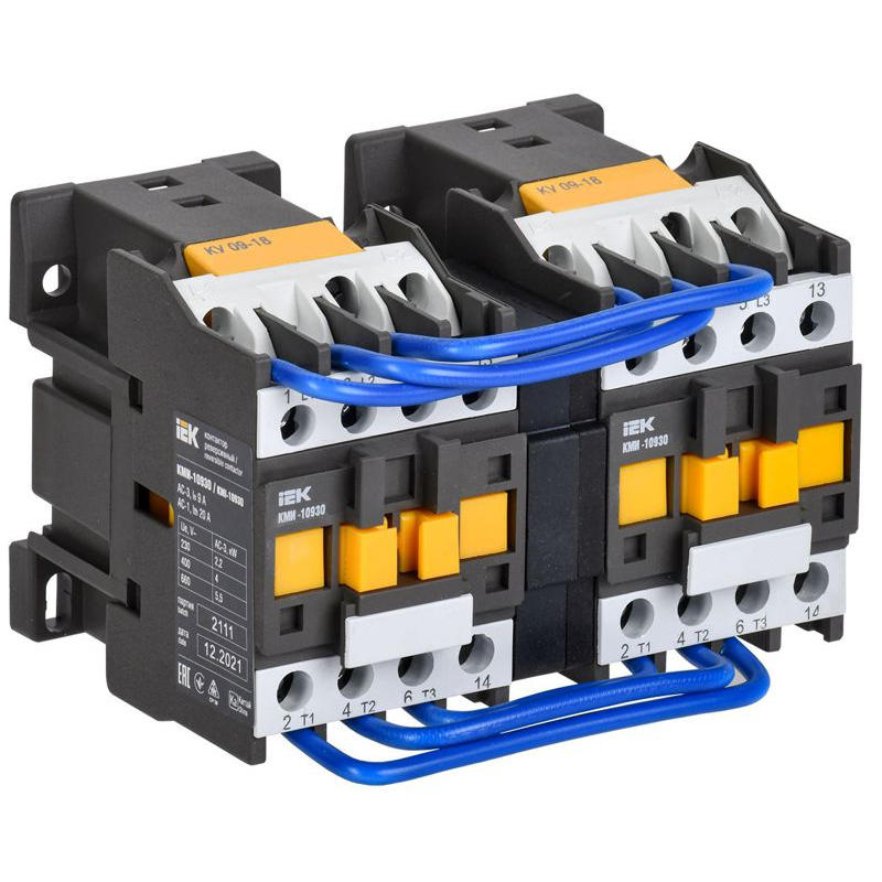 Контактор КМИ-10930 реверс 9А 400В/АС3 2NO IEK