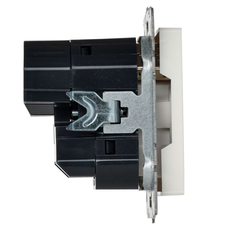 BRITE Розетка 1-местная с заземлением с защитными шторками 16А с USB A+C 18Вт РЮш11-1-БрБ белый IEK