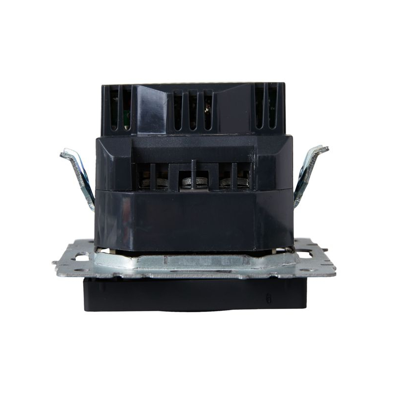 BRITE Розетка 1-местная с заземлением с защитными шторками 16А с USB A+A 5В 3,1А РЮш10-2-БрЧ черный IEK