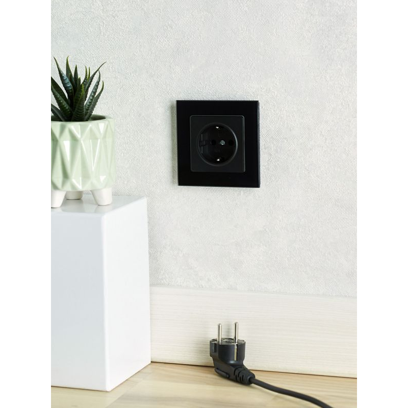 BRITE Рамка 1 -местная РУ-1-2-БрЧ стекло черный IEK