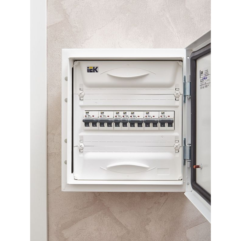 ARMAT Автоматический выключатель M10N 1P C 20А IEK