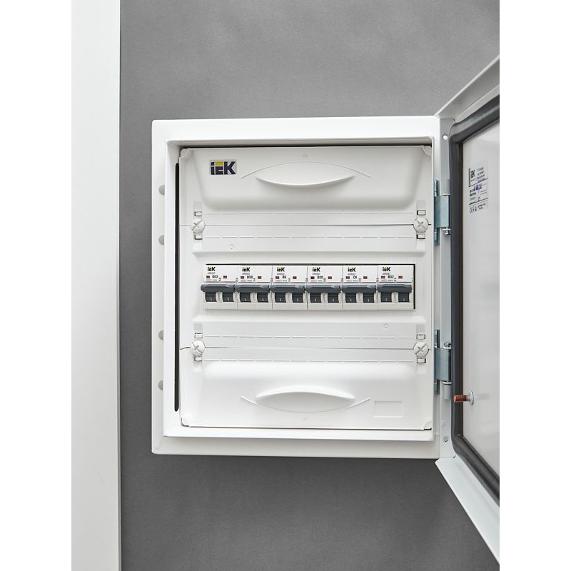 ARMAT Автоматический выключатель M10N 2P B 6А IEK