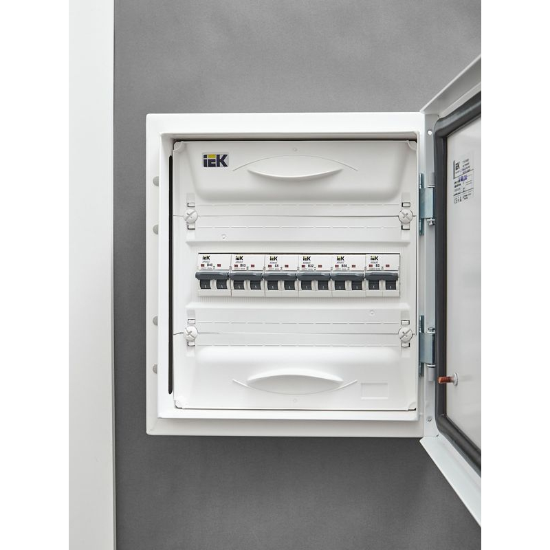 ARMAT Автоматический выключатель M06N 2P B 32А IEK