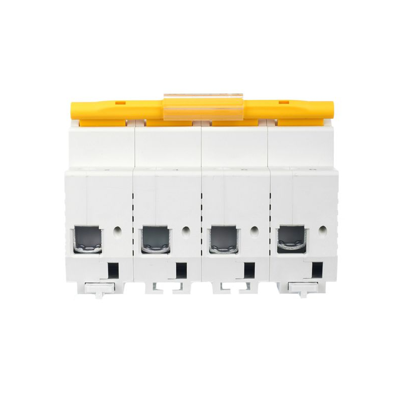 KARAT Автоматический выключатель ВА47-100 4P C 25А 10кА IEK