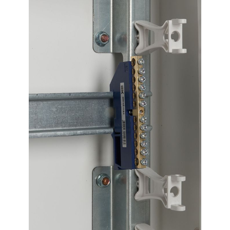 Шина N ноль на DIN-изол ШНИ-6х9-12-Д-С IEK